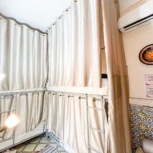 Dormitory Room Mixed
